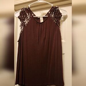 H&M, Medium, Burgundy, sleeveless blouse